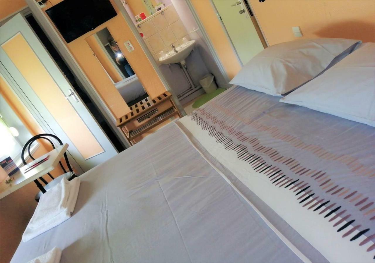 Le Terminus Fasthotel Soissons Centre Bagian luar foto
